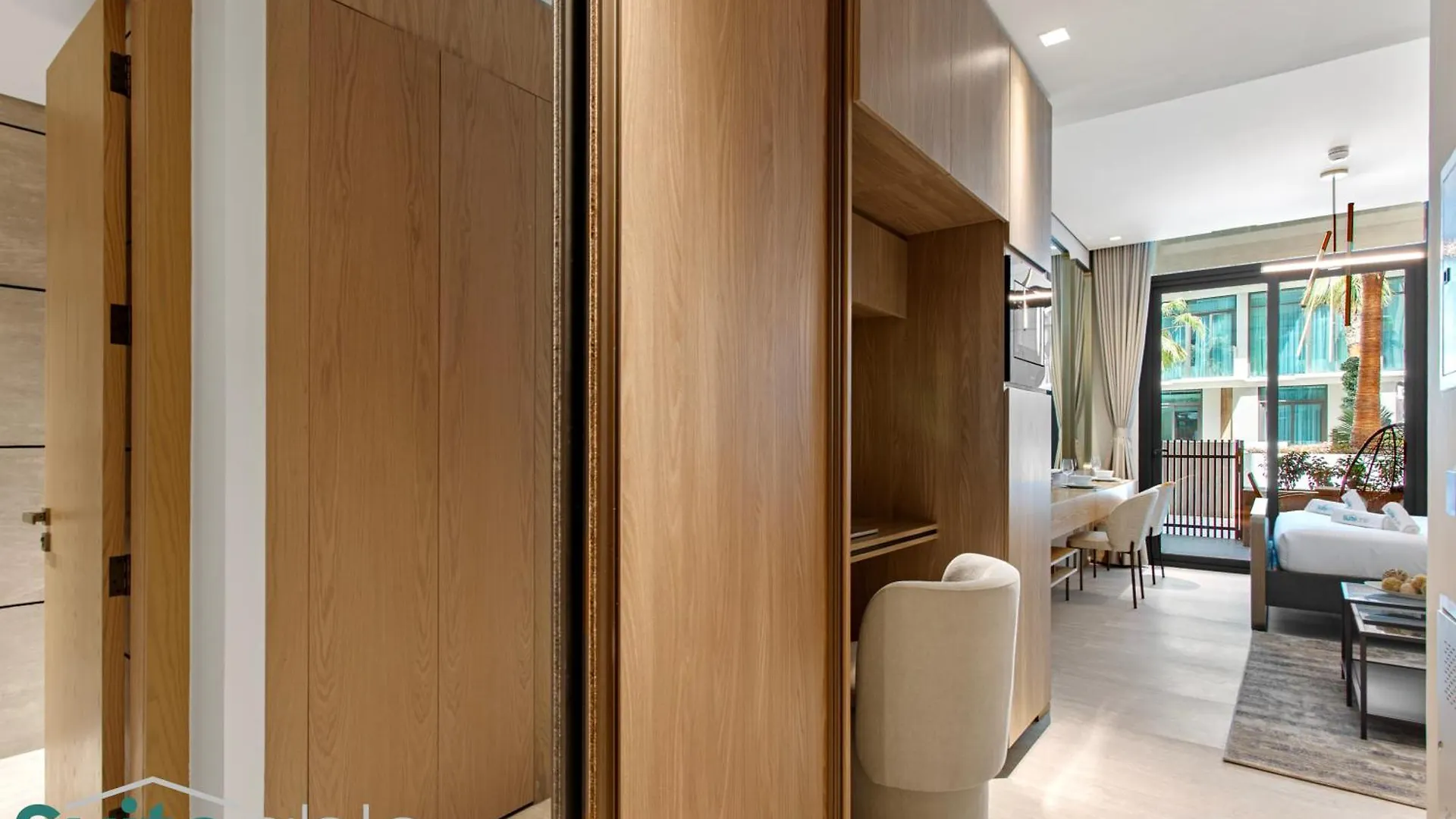 Chic Studio With Pool Access In The Autograph Dubai 0*,